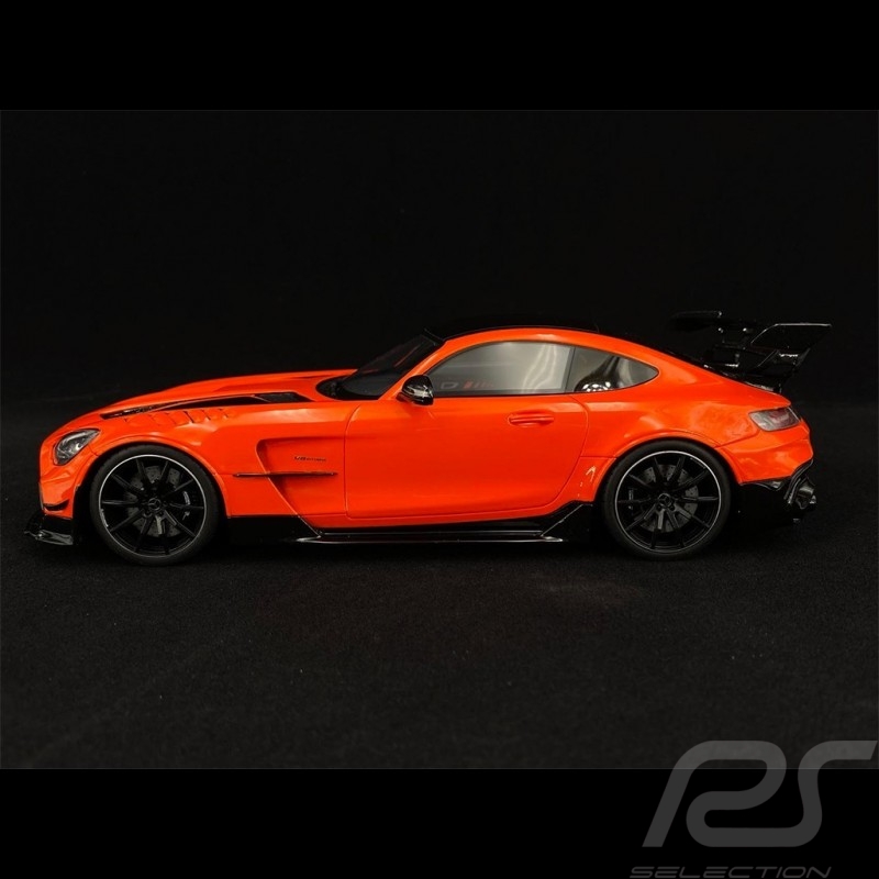 Mercedes - Benz AMG GT-R Black Series 2021 Orange 1/18 GT Spirit GT323