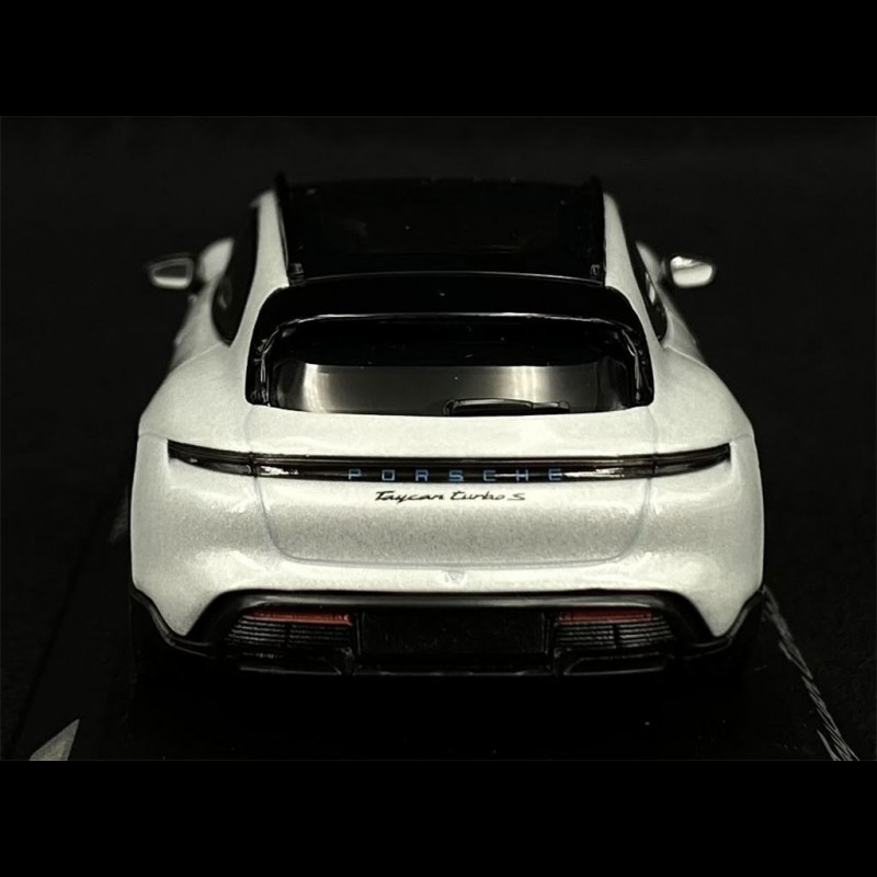Porsche Mission E Cross Turismo- 1:43 Scale