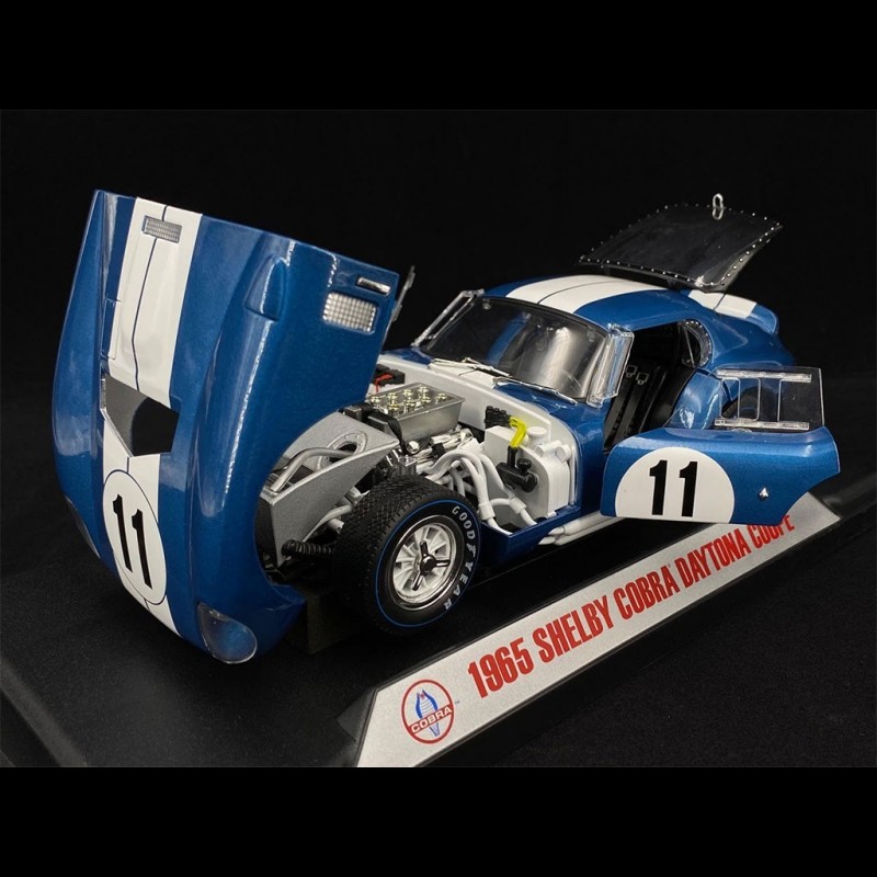 Shelby Cobra Daytona Coupe n° 11 24h Le Mans 1965 1/18 CMR CMR114