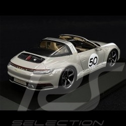 Porsche 911 / 992 Targa 4S n° 50 Chalk grey Heritage Special Edition 1/43 Spark WAP0209180NM9A