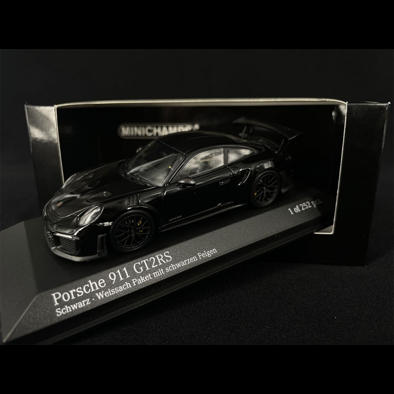 Minichamps 410029024 BMW 3.0 CS, 1968 /blue Metallic