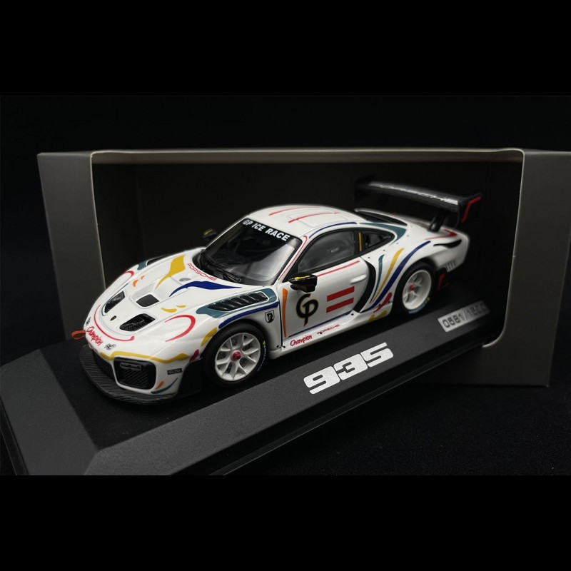 Porsche 935/19 GT2 RS Base 2019 White 1/43 Minichamps WAP0209540MCMP