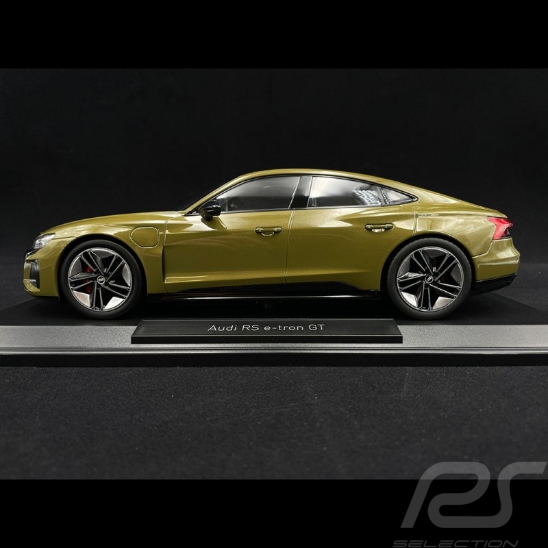 Audi RS e-tron GT 2021 Vert Olive 1/18 Norev 188380
