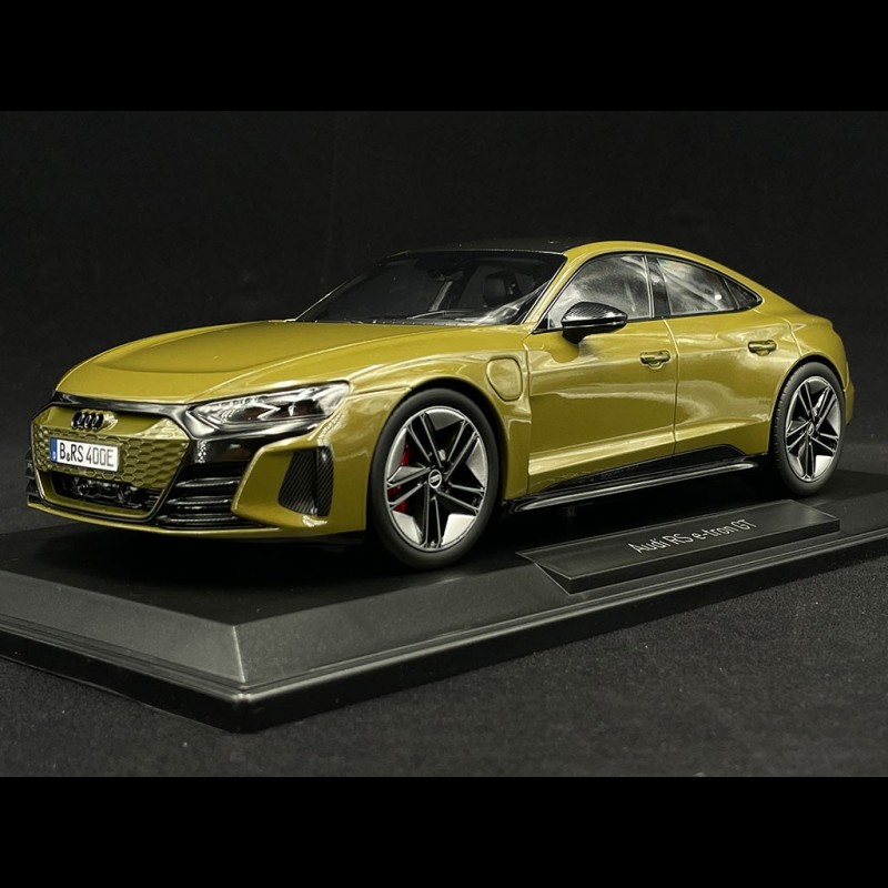 Audi RS e-tron GT 2021 Olive green 1/18 Norev 188380