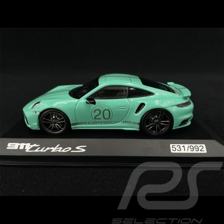 Porsche 911 Turbo S Type...