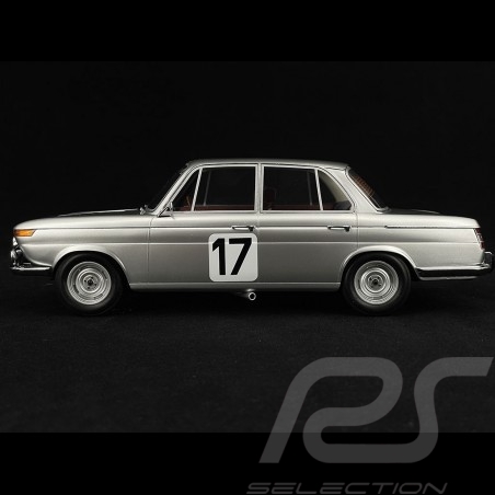 BMW 2000 Ti N° 17 Vainqueur 24H SPA 1966 Jacky Ickx 1/18 Minichamps 107662517