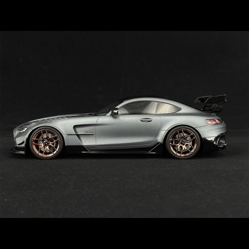 Mercedes-Benz AMG GT Black Series 2021 Selenite gray 1/18 GT