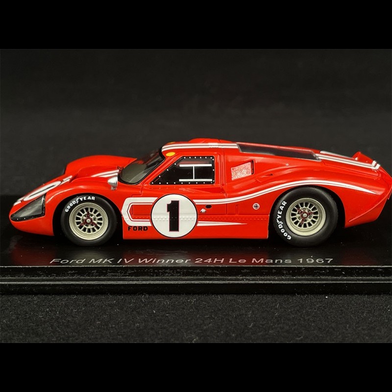 Ford MK IV n°1 Winner 24h Le Mans 1967 1/43 Spark 43LM67