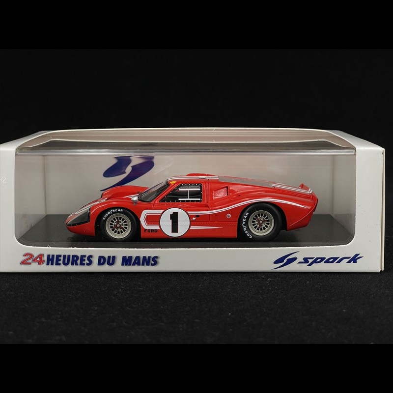 Miniature IXO Ford MK IV Le Mans 1967 - 1/43 - Vainqueur 24 Heures - Hulme/Ruby