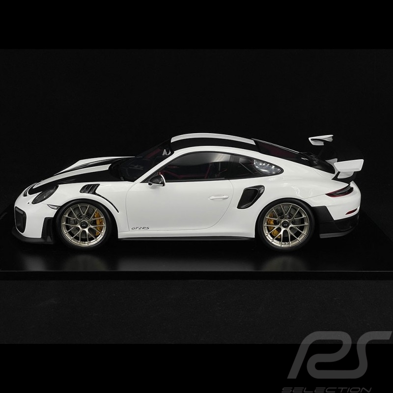 Porsche 911 GT2 RS Type 991 Weissach Package 2018 White / Black 1/12 Spark 12S022