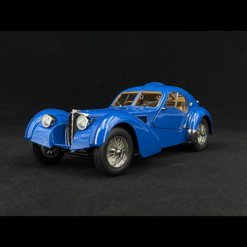 Bugatti 57SC 1938 Atlantic Blue 1/18 AutoArt 70943