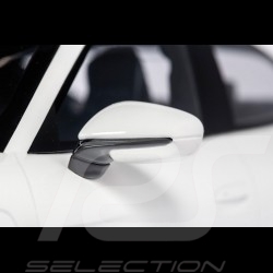 Porsche Taycan Turbo S 2020 Blanc 1/8 Minichamps 800660000