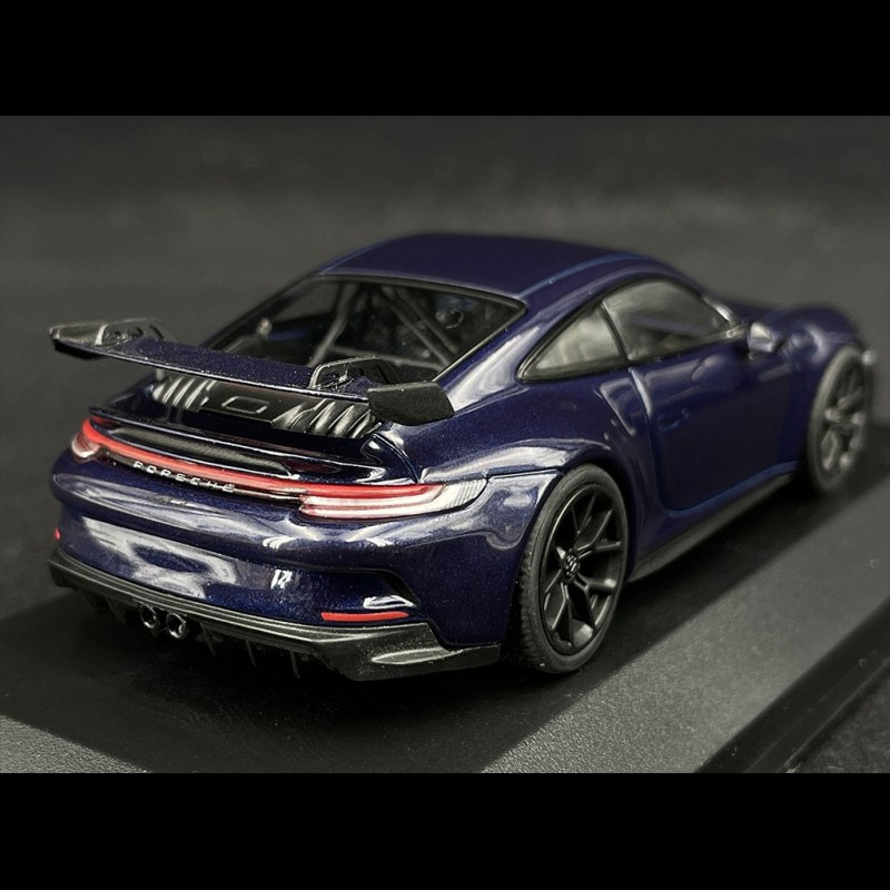 Porsche 911 GT3 Type 992 Gentian Blue Metallic 1/43 Minichamps 410069206