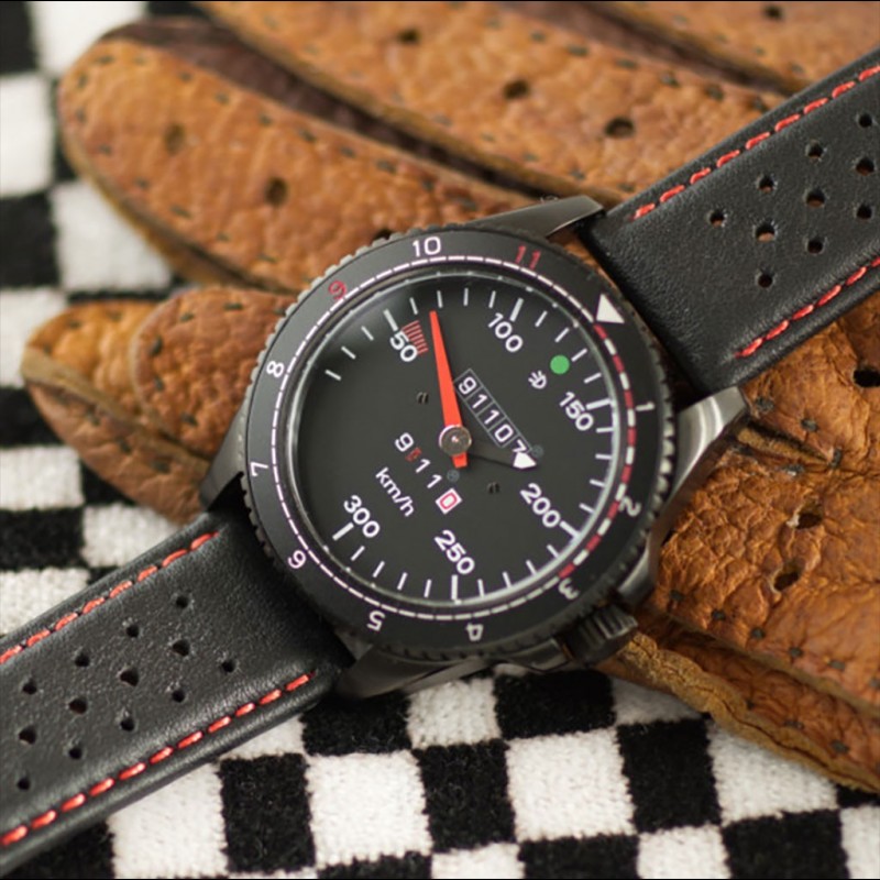 Porsche 911 RS 2.7 speedometer Watch black case / black dial / white