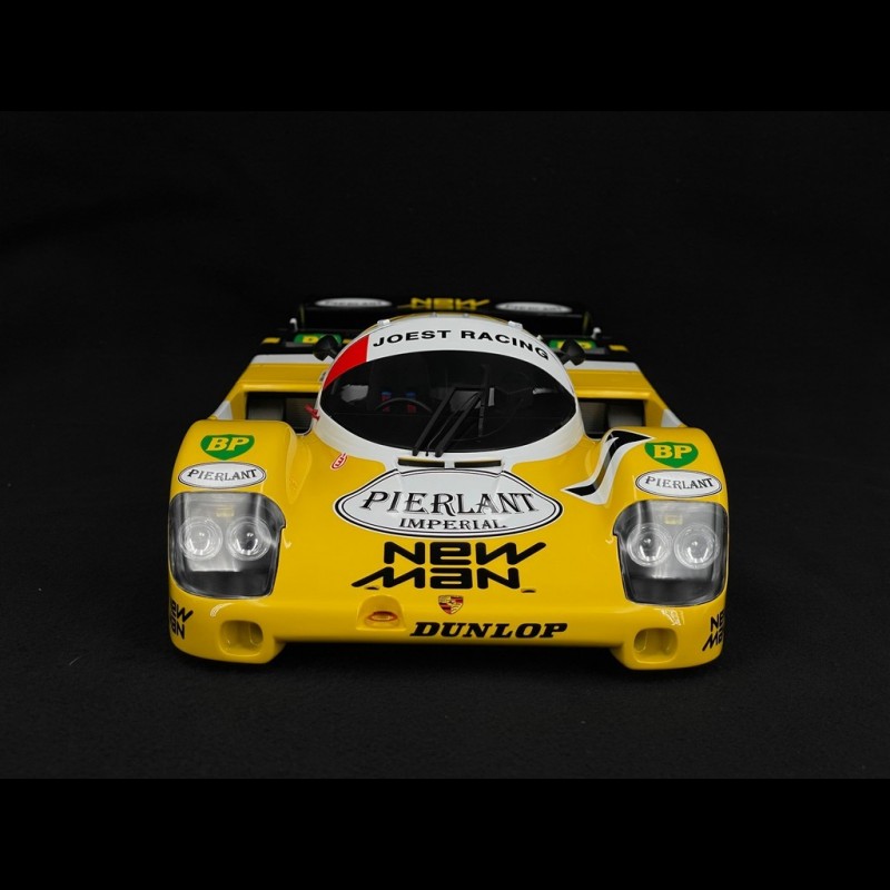 Porsche 956 LH n°7 Vainqueur 24h Le Mans 1984 1/12 CMR CMR12022