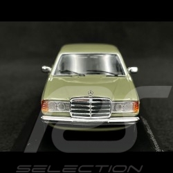 Mercedes-Benz 230E W123 Limousine 1982 Reed Green 1/43 Minichamps 943032204