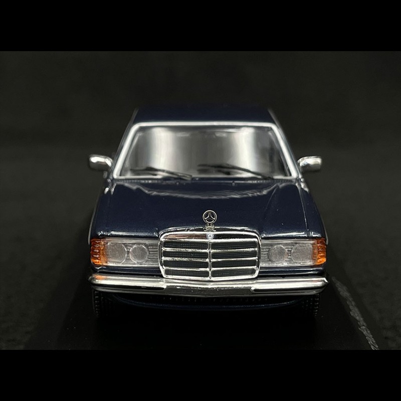 Mercedes-Benz 230E W123 Limousine 1982 Lapis Blue 1/43 Minichamps 943032205