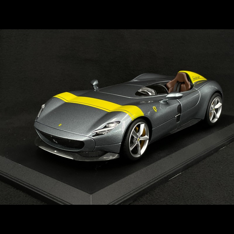 Ferrari Monza SP1 2019 silver grey / yellow 1/18 Bburago 16013