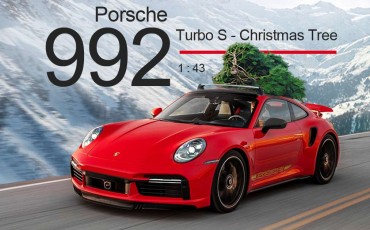 New Porsche 992 Turbo S Christmas Tree - New Steve McQueen Jackets & Luggage